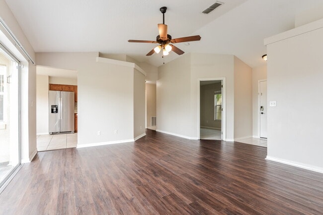 13318 Caspian Ln