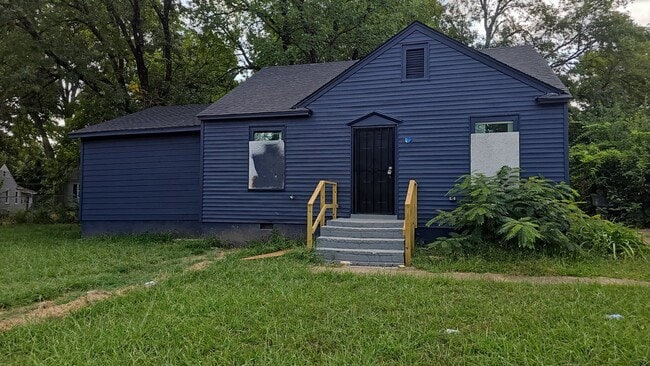 Building Photo - 2443 Boyle Ave Rental