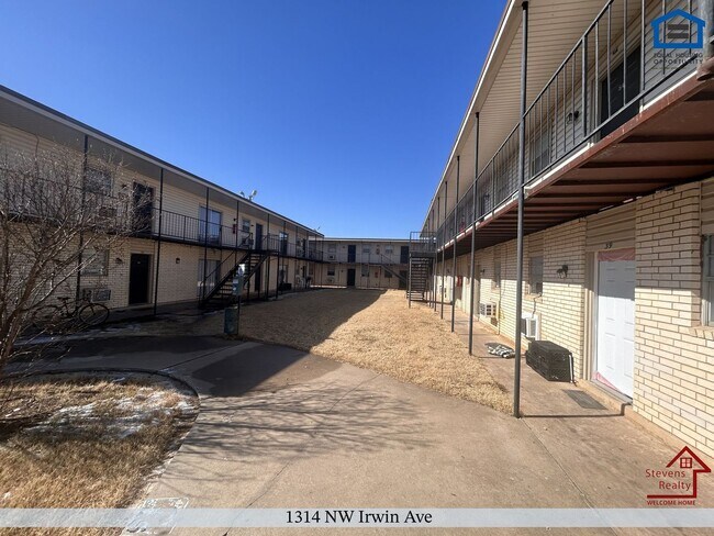 Photo - 1314 NW Irwin Ave