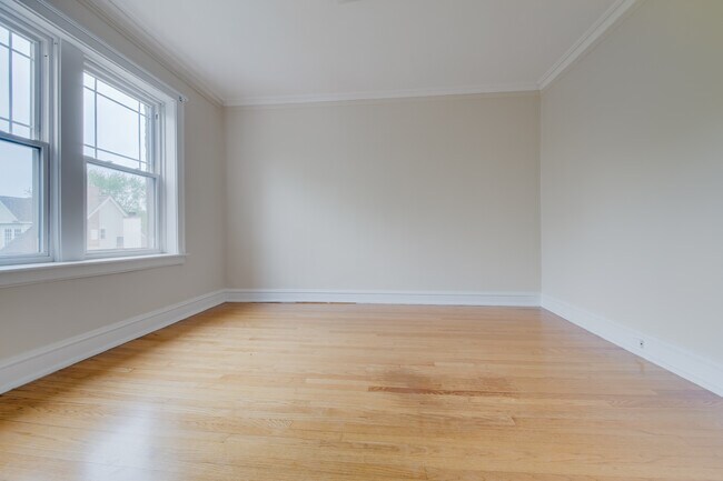 Photo - 1919 W Estes Ave Unit 2N