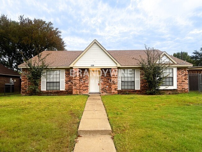 Photo - 129 E Bancroft Dr