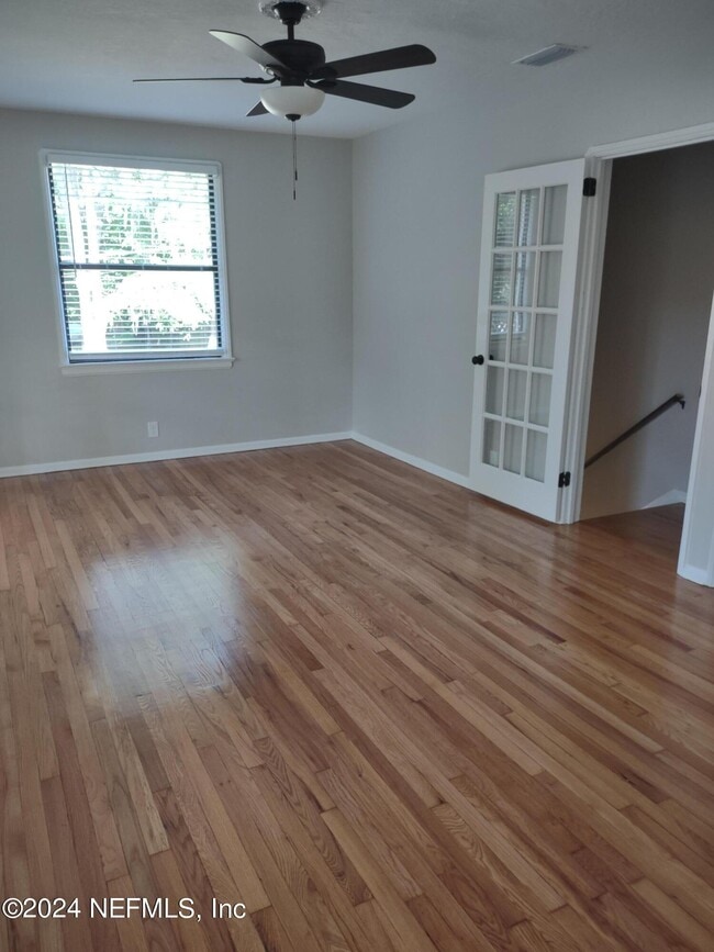 Photo - 1552 Naldo Ave