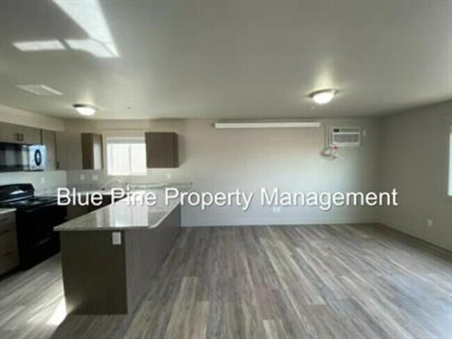 Photo - 5850 Freedom Rd