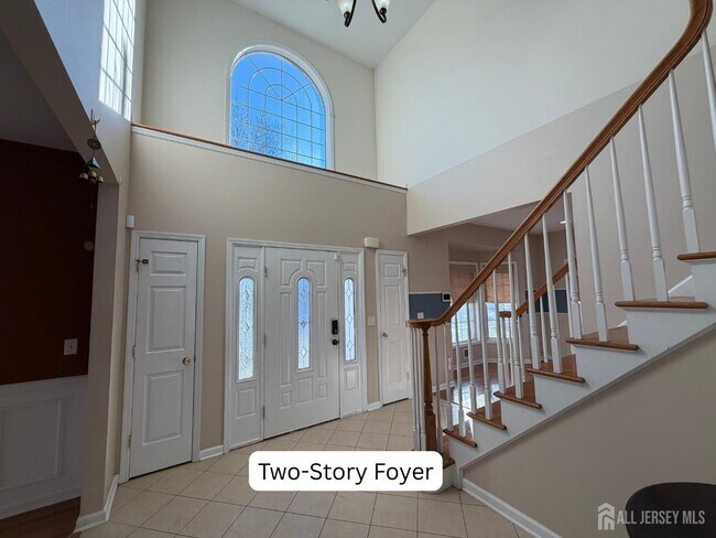 Photo - 105 Churchill Ave