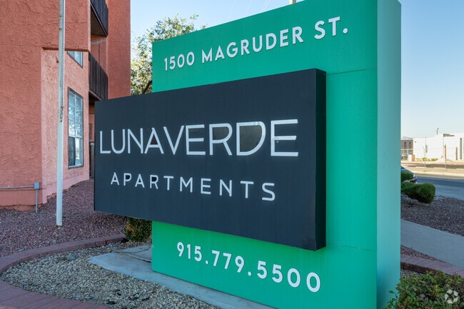 Luna Verde Apartments - Luna Verde Apartments