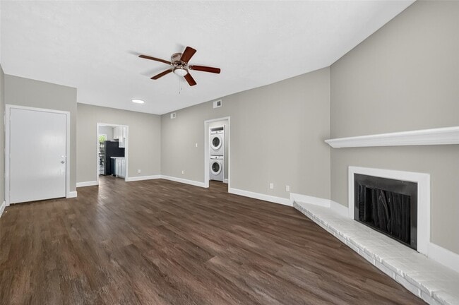 Photo - 9707 Richmond Ave Unidad 75