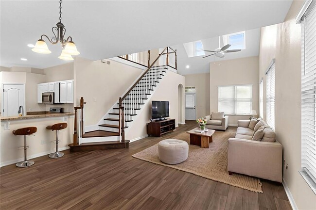 Photo - 10801 Sierra Vista Pl