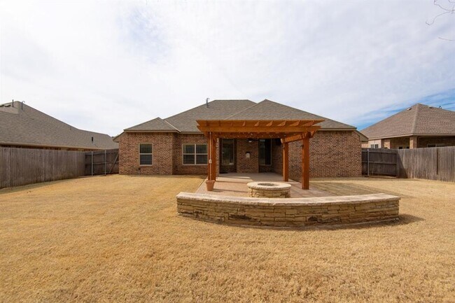Photo - 2124 Newbrook Dr
