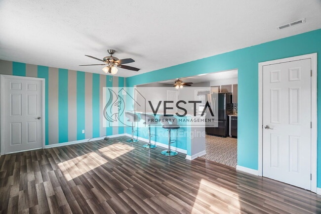 Photo - 35 E Silverleaf Dr