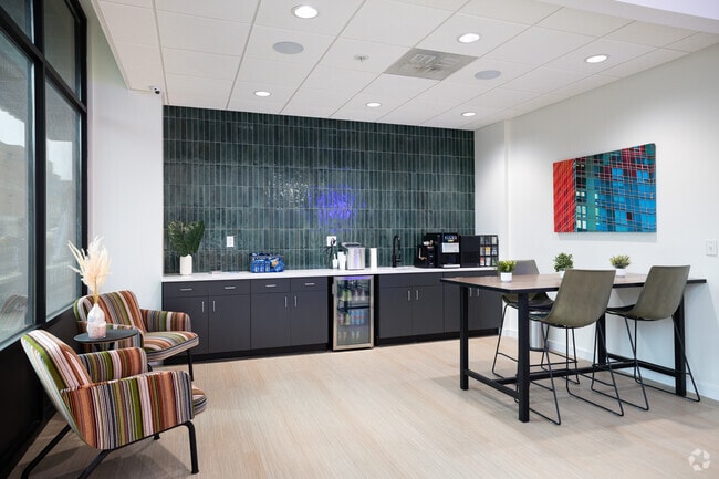 Leasing Office - The Landing St. Louis