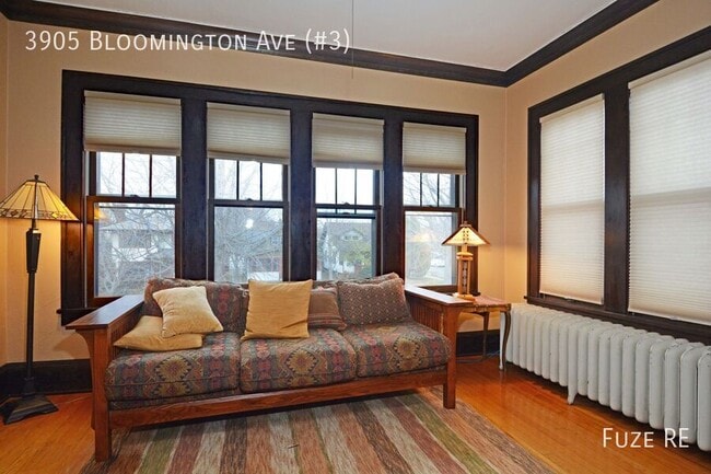 Building Photo - 3905 Bloomington Ave