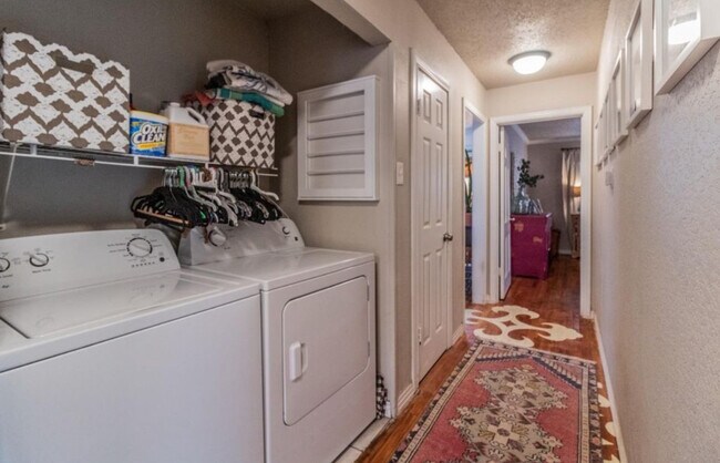 Photo - 3113 31st St