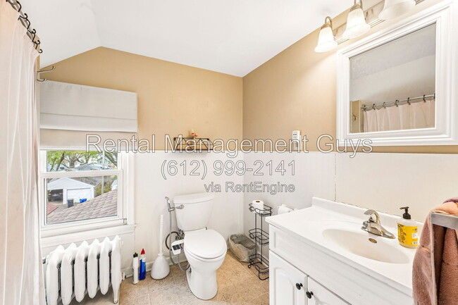 Photo - 1074 Euclid St