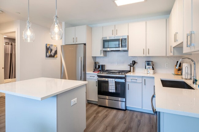 Photo - 405 Atlantic St Unit SI FL8-ID1050387P