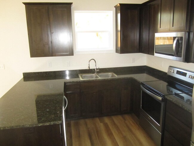 Photo - 37-3-1 Unit 2