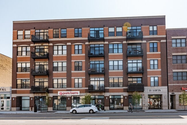 Photo - 3245 N Ashland Ave Condo Unit 2A