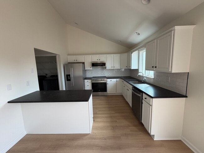 43 Knollwood Rd