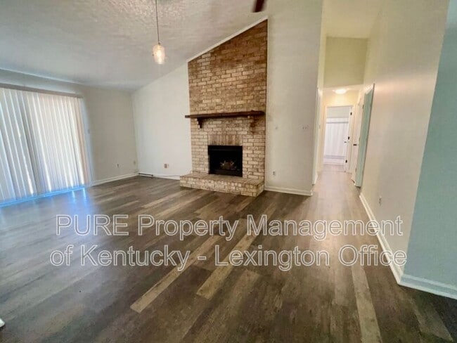Photo - 1212 Fenwick Rd