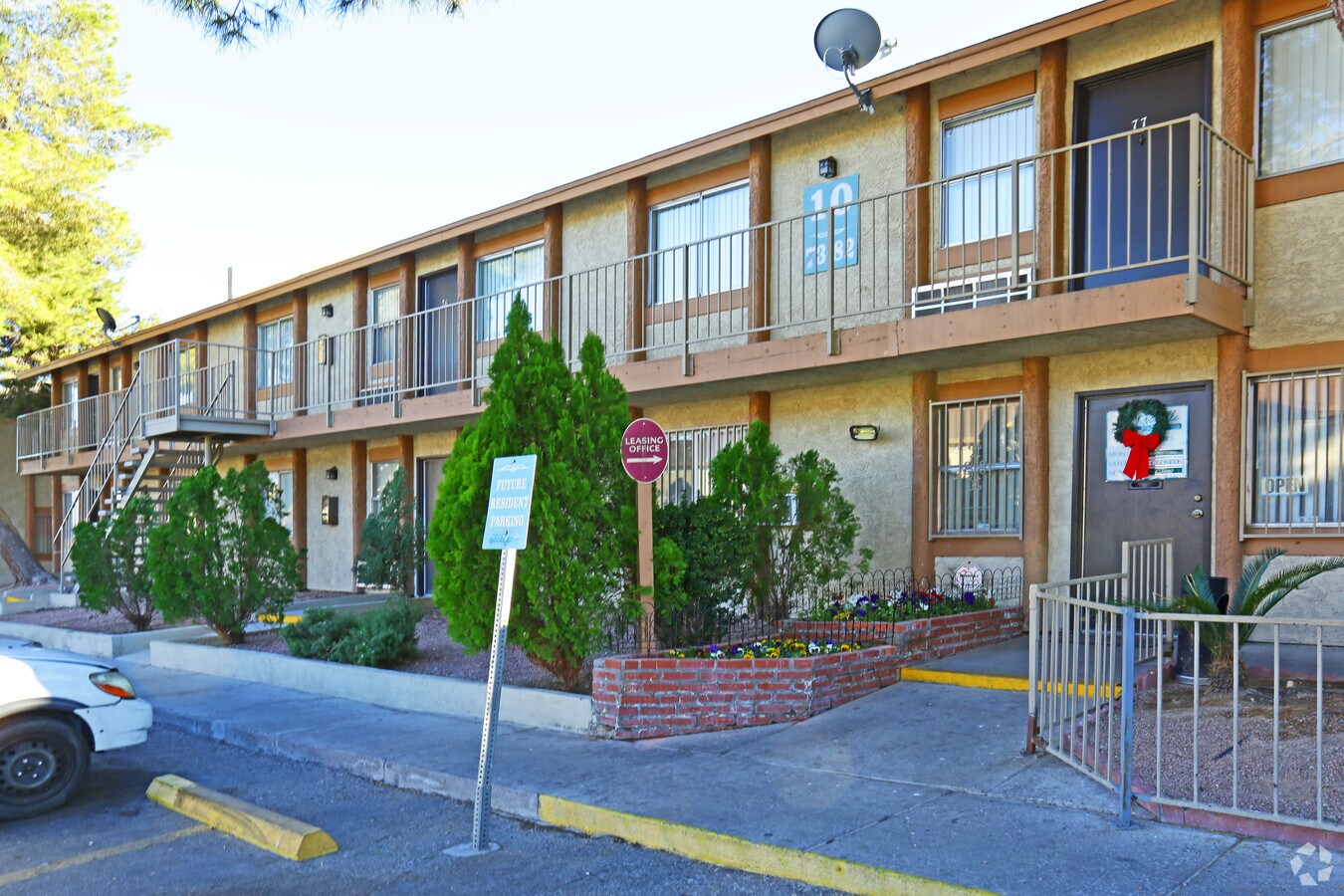 Building - La Rochelle Apts.