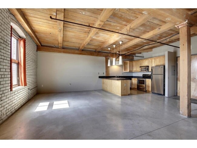 Photo - 127 5th St NE Unidad 306