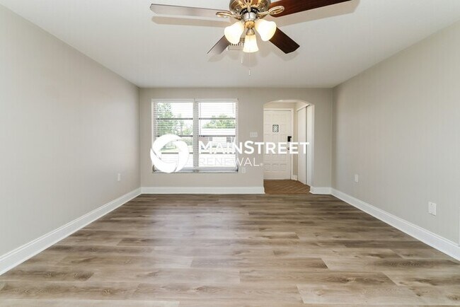 Photo - 3 Bedroom Pet-Friendly Home in PORT RICHEY, FL with Main Street Renewal
