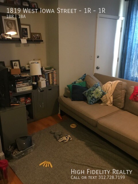 Photo - 1819 W Iowa St Unit 1R