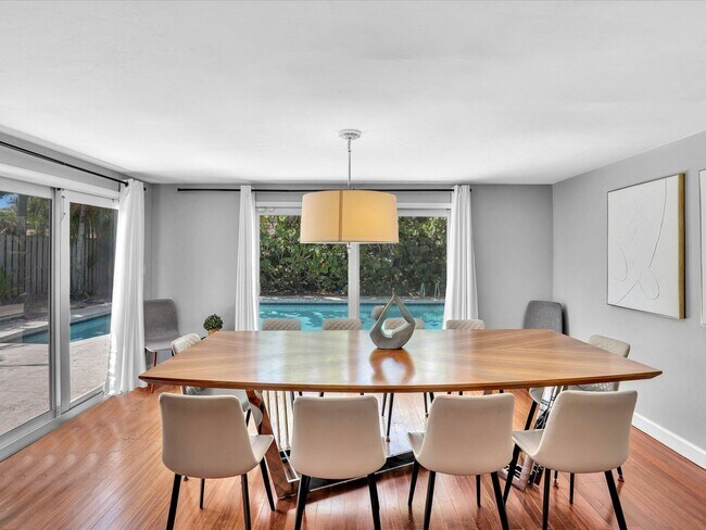 Photo - 1786 NE 21st St