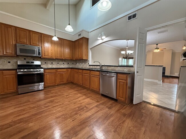 Photo - 2131 Greencove Ln