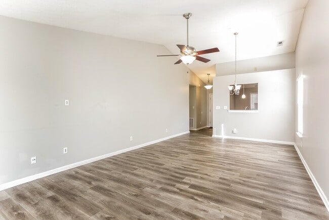 Photo - 5832 Outer Bank Rd