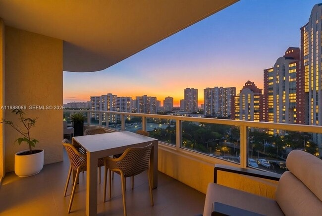 Photo - 3340 NE 190th St Unidad 1305