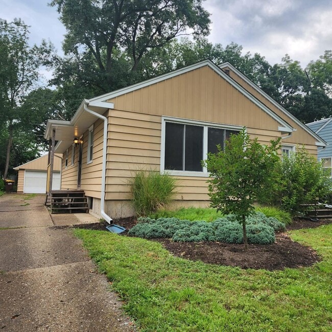 Photo - 1208 Scottswood Rd
