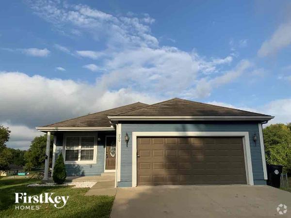 Building Photo - 209 Walker Rd Rental