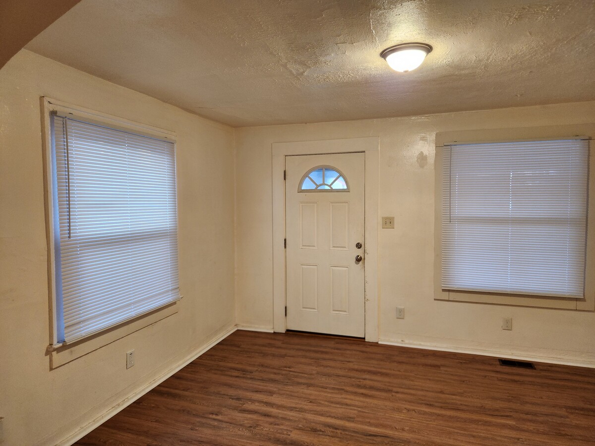 Living room - 3127 W 10th St House