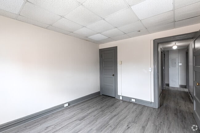 1BR, 1BA - Bedroom