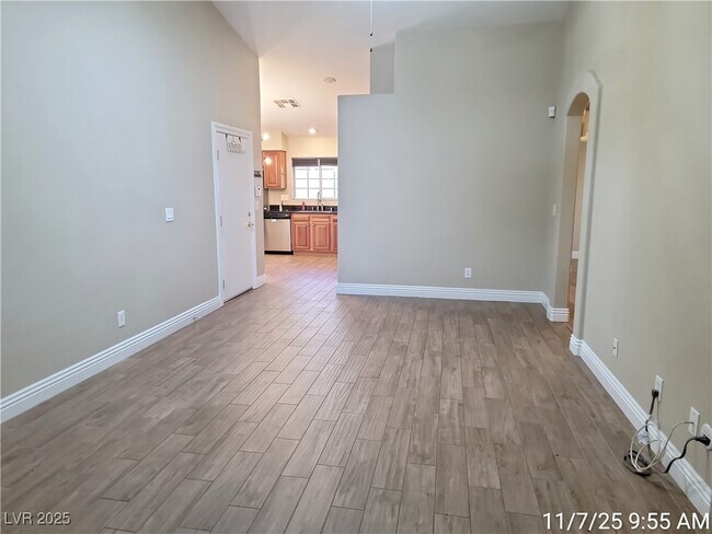 Photo - 8615 Little Fox St