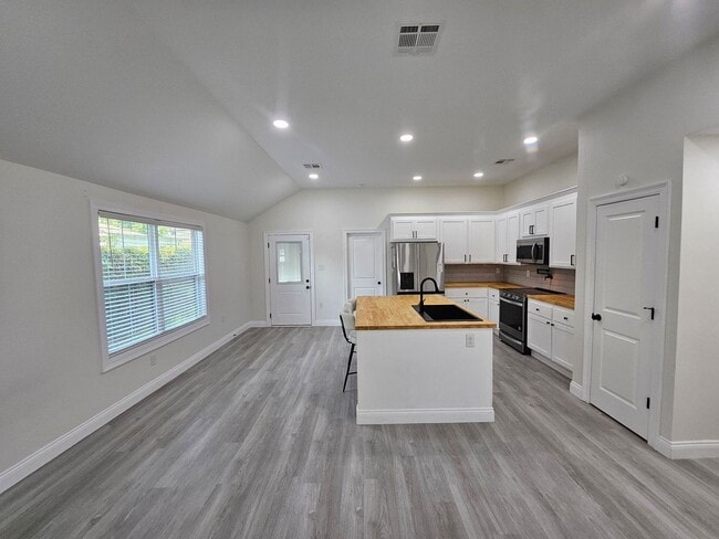 Photo - 1006 S 9th St