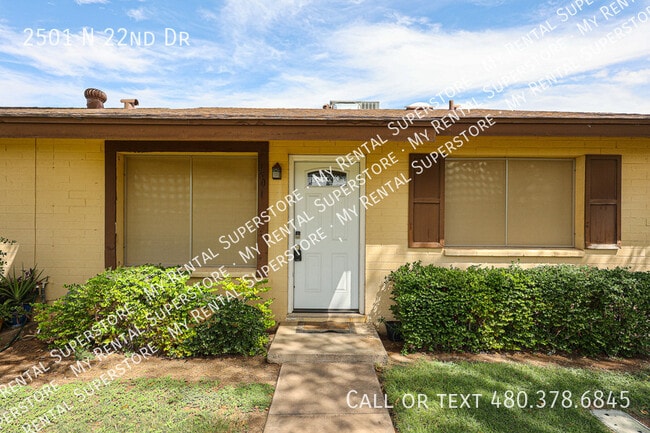 Photo - 2501 N 22nd Dr