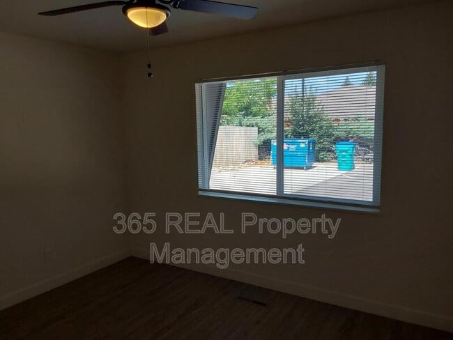 Photo - 1701 Palm Dr Unit 3