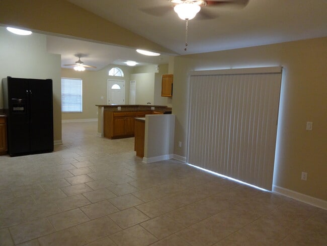 Photo - 1242 Dunbridge St