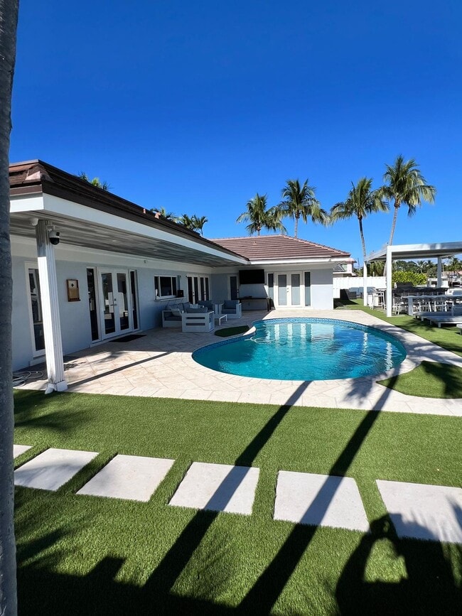 Photo - 5510 Bayview Dr