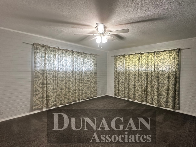 Photo - 3 bed 2 bath Country Club Division