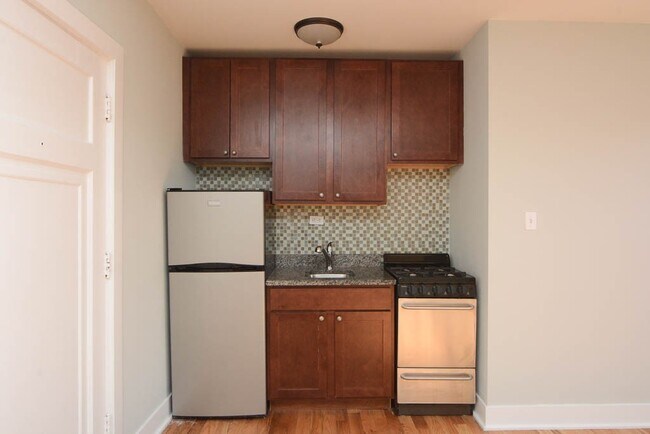 Photo - 4349 N Damen Unit 604