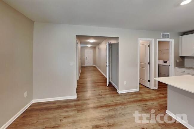 Photo - 2503 Trollinger Dr