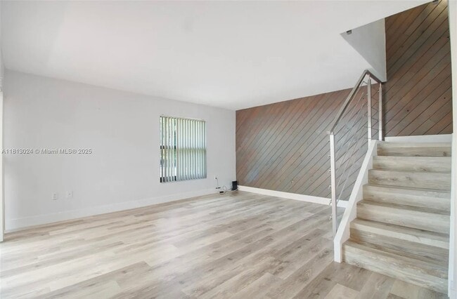 Building Photo - 4732 SW 67th Ave Rental