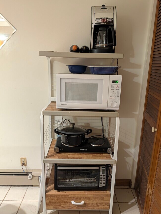 1850 S Marion St Unit Back Basement
