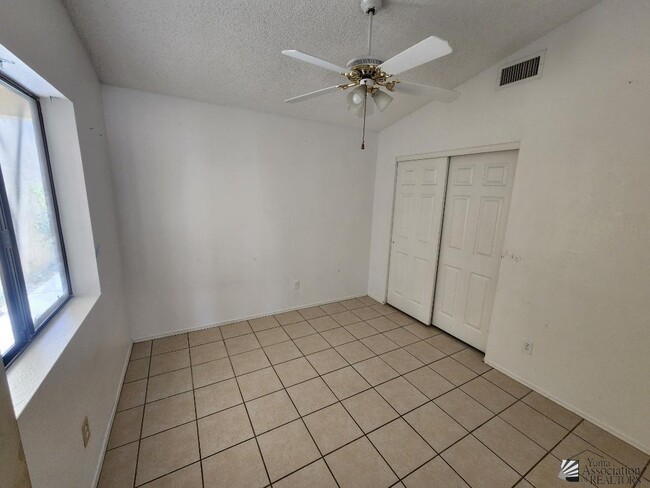 Photo - 2222 E 27th Ln