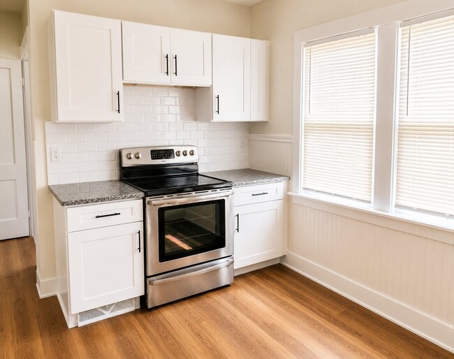 Photo - 3428 W 65th St Unidad 1