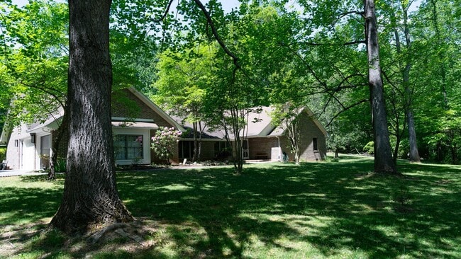Building Photo - 7911 Micah Dr