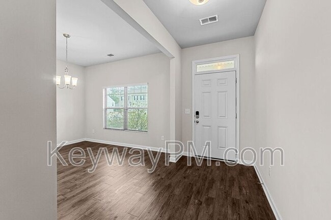 Photo - 5033 Vine Ln