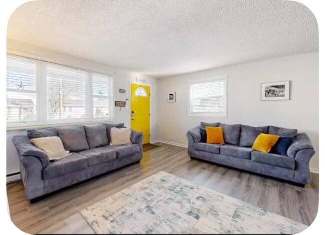 Photo - 317 Sunset Dr